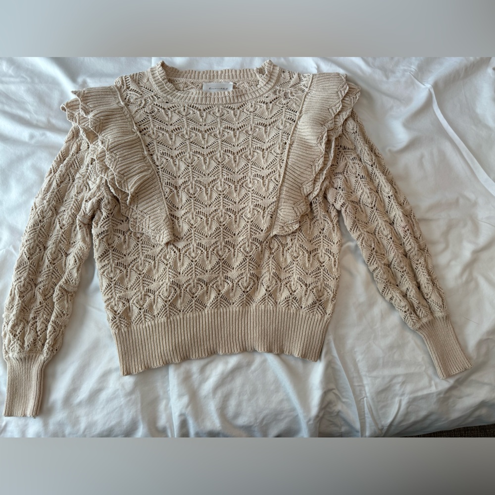 Line and Dot women’s sweater size small